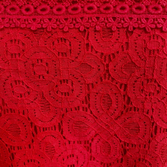 Project Runway Cold Shoulder Red Lace Top Size L Perfect For Christmas Holidays! - Picture 3 of 14